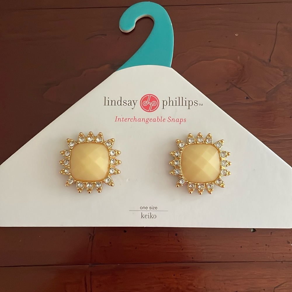 NWT Lindsay Phillips Shoe / sandal charms. Snap on charms